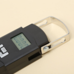Digital Luggage Weight Scale 50kg (110lb) with LED Display – Portable Hanging Travel Scale (Black) - Image 8